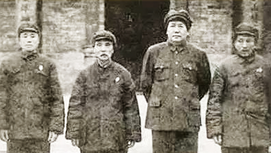 美韩联合军演将半岛局势推向极限,最准的一肖一码100,机构预测与落实方法揭秘_铂金版V6.20